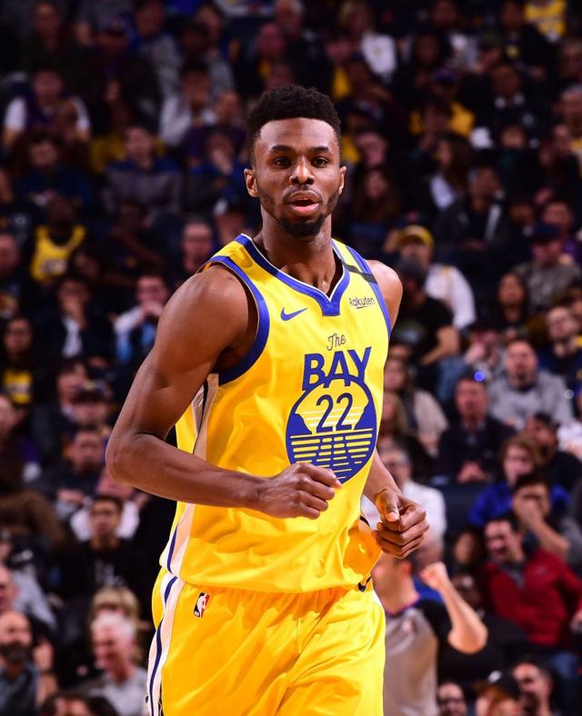 拜仁在联赛71次战胜斯图加特，创造德甲最多胜场纪录（拜仁联赛对斯图加特第71次取胜，创德甲最多胜场新纪录）