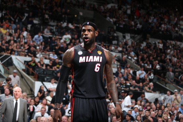 恩古莫哈：我不着急在一线队取得更多成功，因为我还很年轻（恩古莫哈：我还年轻，不急于在一线队追求更多成就）