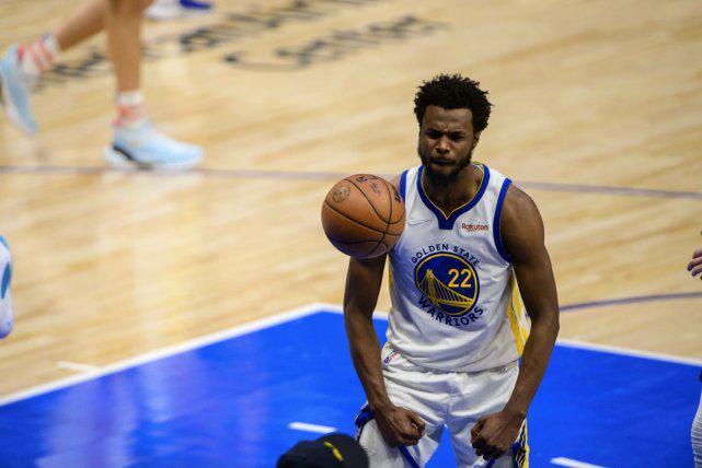 篮球篮网替补球员贡献稳定得分（篮网替补群火力稳定）