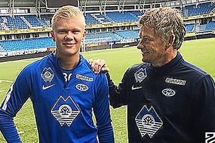 德甲身价涨跌情况：穆西亚拉下降一千万欧，卡尔暴涨四千万欧（德甲身价变动：穆西亚拉下调1000万欧，卡尔上调4000万欧）