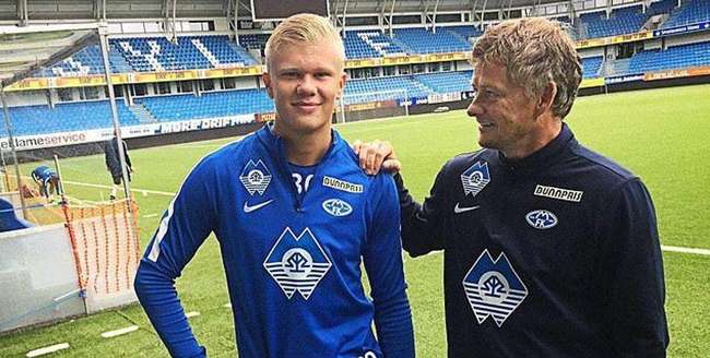 每体：皇马会等阿隆索到圣诞节后，看他能否重新掌控更衣室（每体：皇马将把评估阿隆索推迟到圣诞节后，观望其能否重掌更衣室）