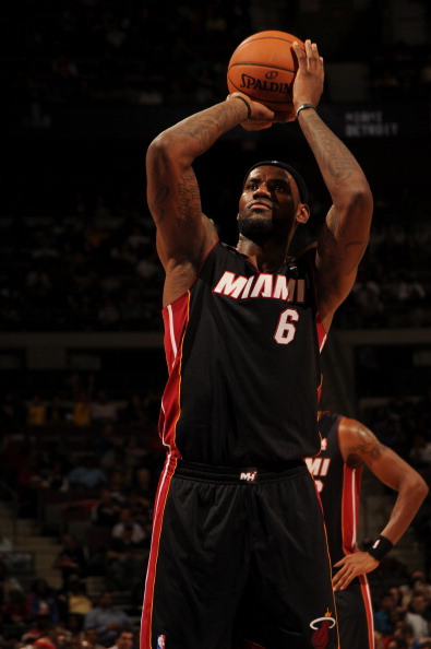 弗拉格：我的拇指一直有些问题，但我已经准备好坚持打比赛（弗拉格：拇指仍有不适，但我已准备带伤出战）