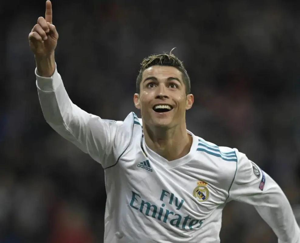 意超杯半场：内雷斯破门，那不勒斯1-0米兰（意超杯半场战报：内雷斯建功，那不勒斯暂1-0领先米兰）