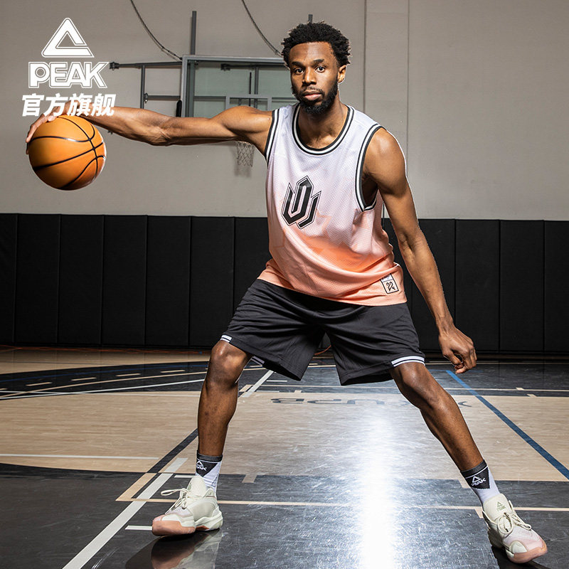 足球中超后卫世界级解围登上热搜（中超后卫世界级解围冲上热搜）