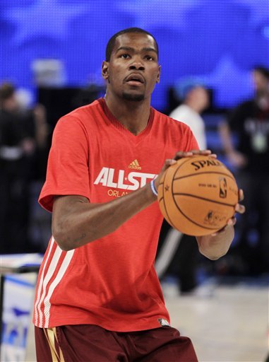 拉门斯：我是看库尔图瓦的比赛长大的，诺伊尔也是我的榜样（拉门斯：从小看库尔图瓦踢球长大，诺伊尔同样是我的偶像）