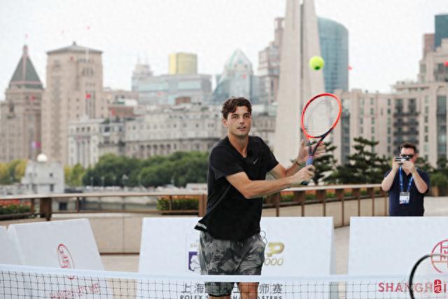 转入中洞时 转入中洞时